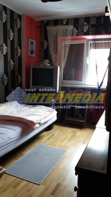 apartament-de-vanzare-cu-2-camere-etaj-3-cetate-mercur-2